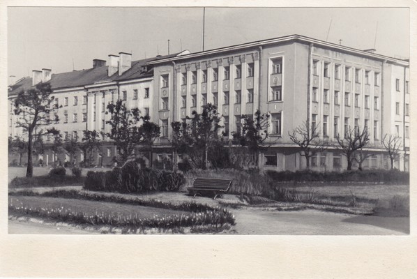 Narva. Peetri plats