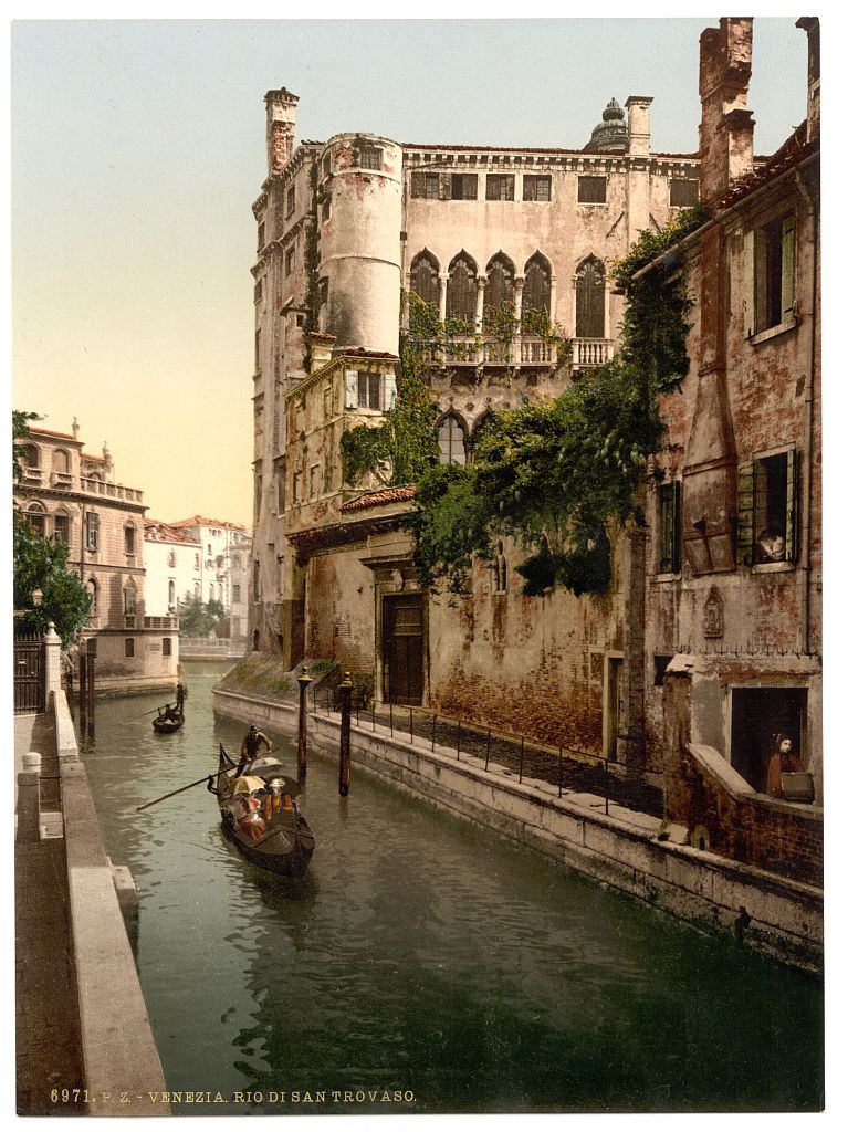 [rio San Trovaso and Palace, Venice, Italy] (Loc)