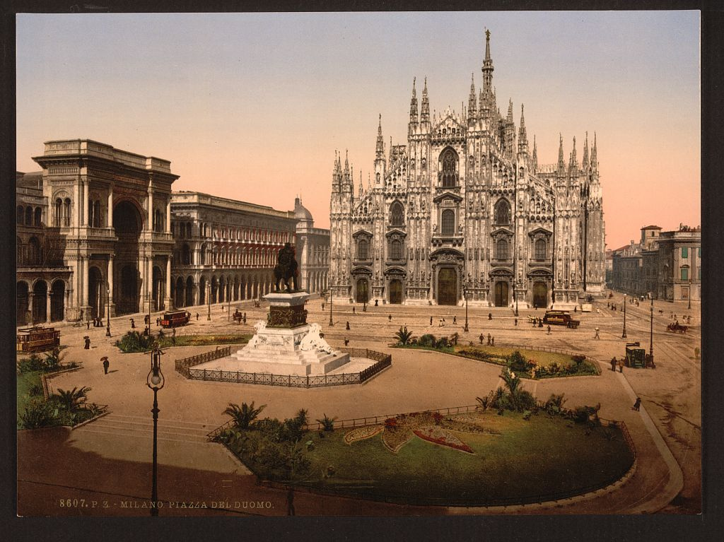 Piazza del Duomo, [Milan, Italy] (Loc)