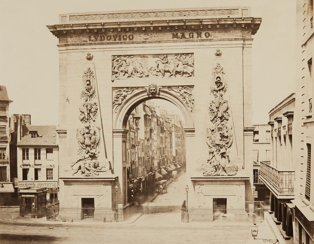 Porte Saint-Denis, no. 20