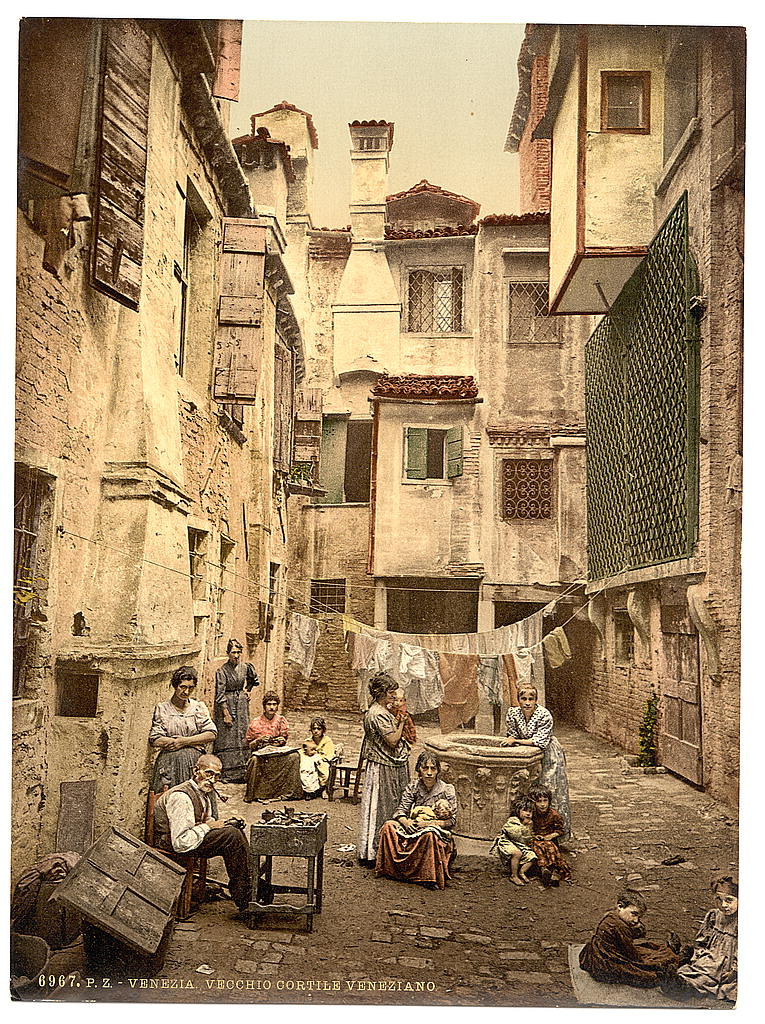 [old Venetian courtyard, Venice, Italy] (Loc)