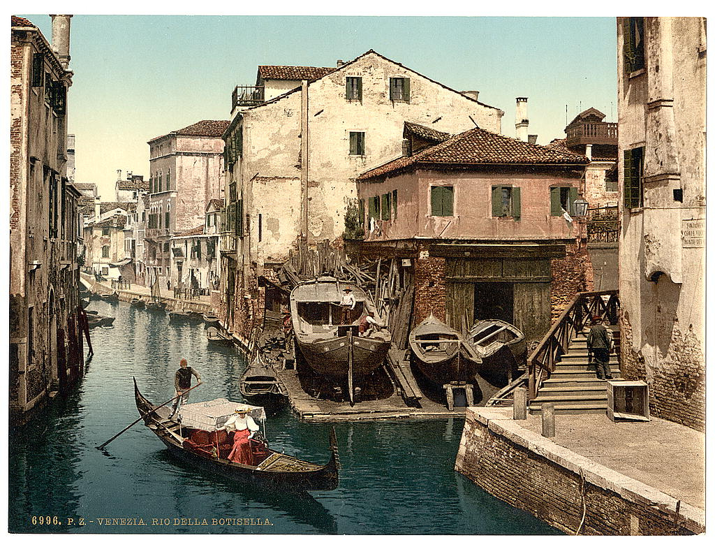 [rio della Botisella, Venice, Italy] (Loc)