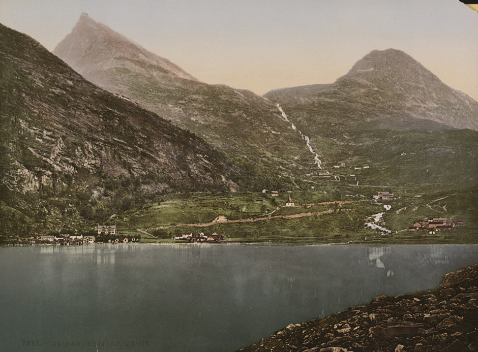 7082. Geirangerfjord, Merok