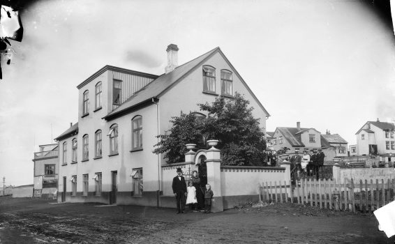 Running Height 5í Reykjavík, 1915-1917