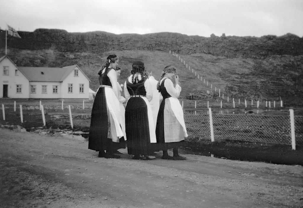 Women at Thingvellir, Iceland
