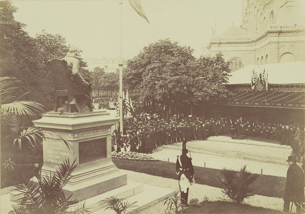 Gathering of Officials, Paris