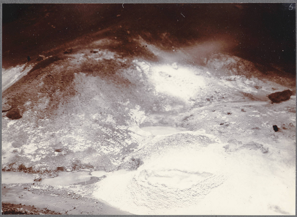 Krísuvík.--the Maccalub or Mud Volcano.