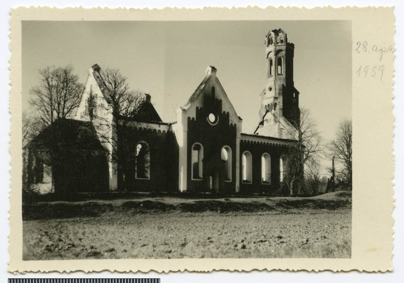 foto, Halliste khk, Halliste kirik, varemed, pärast põleng'ut, 28.04.1958