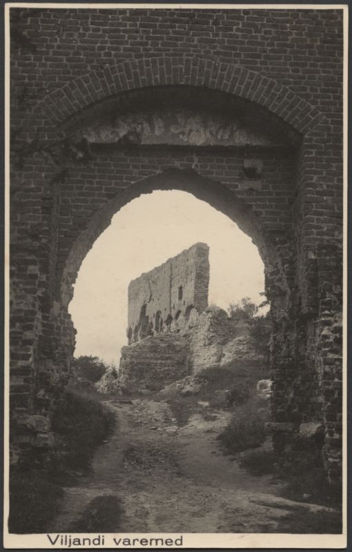 fotopostkaart, Viljandi, lossivärav, Suurmüür, u 1915, foto M. Teng?