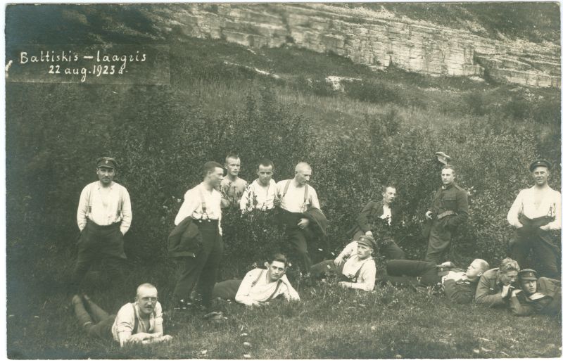 Foto. I soomusrongi rügemendi sõdurid Paldiskis laagris, 22.08.1923.