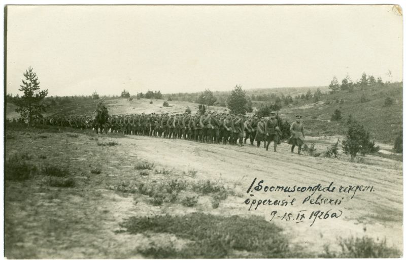 Foto. I soomusrongi-rügement õppereisil Petseris. 9-15.09.1926.