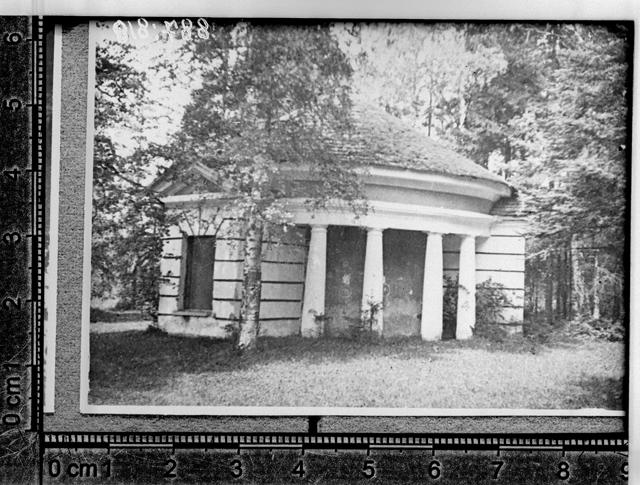 Orgita mõis (Rosenthal), aiatempel pargis 1937. a. Märjamaa khk