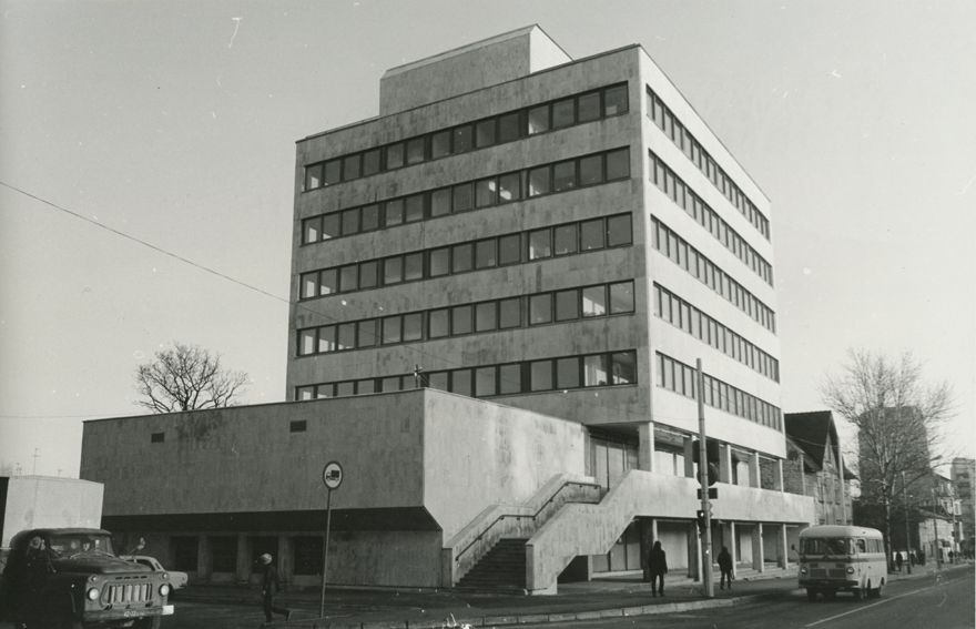 Gasifitseerimise Peavalitsuse (Eesti Gaasi) hoone Tallinnas, vaade hoonele. Arhitekt Miia Masso