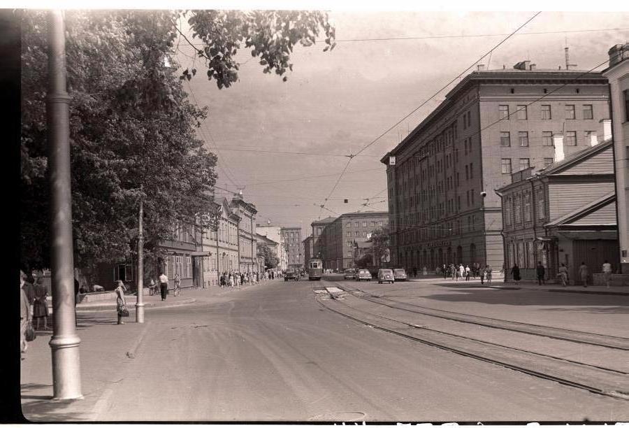 Narva maantee