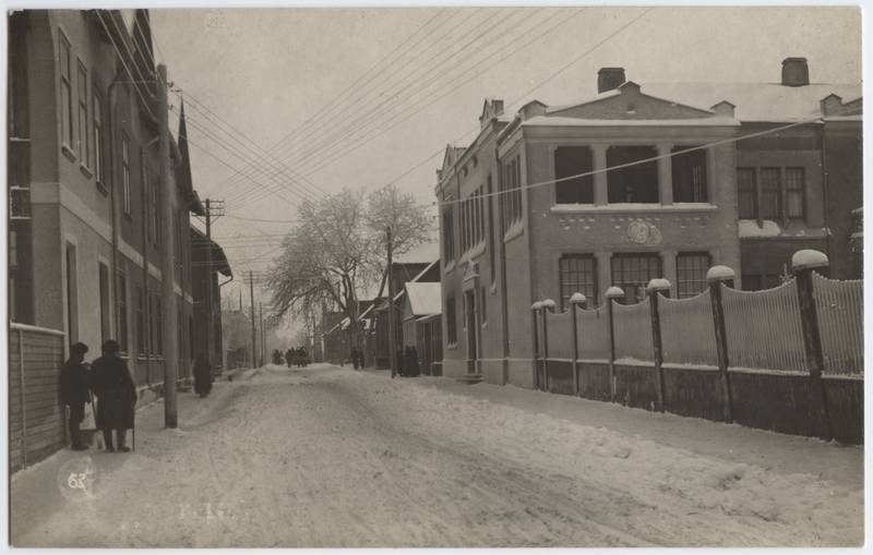 fotopostkaart, Viljandi, Jakobsoni tn- Eha tn ristmik, saksa gümnaasium, talv, 1915, foto J. Riet?