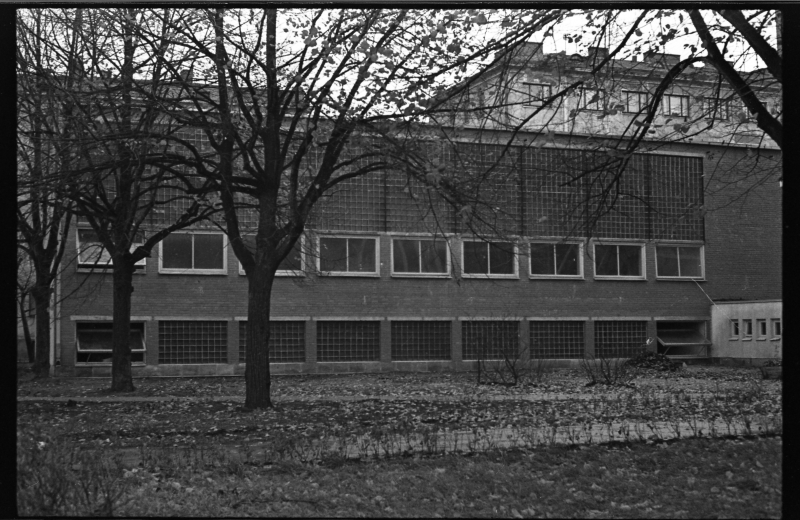 21.Keskkooli võimlahoone (arhitekt Heili Volberg). Välisvaade.