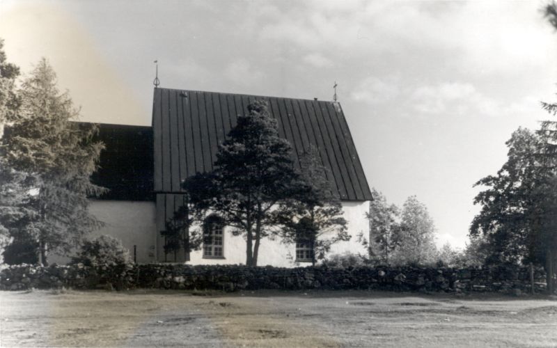 Foto. Vormsi saar. St. Olai kirik. (Olavi). Vanem osa keskaegne, restaureeritud 1632. 1934. ERKA-foto.