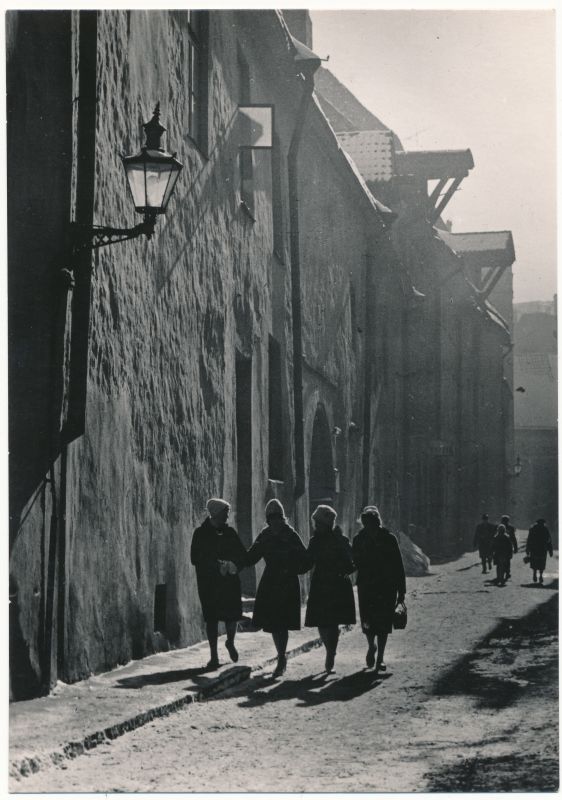 Fotopostkaart. Tallinna vaade. Müürivahe tänav. 1965. Foto: E. Raiküla