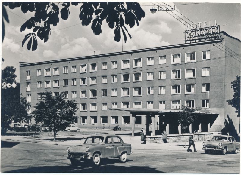 Fotopostkaart. Tallinna vaade. Hotell "Tallinn". 1965. Foto: K. Oras