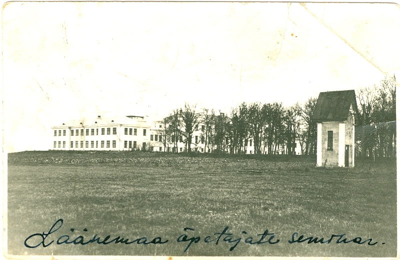 Foto. Läänemaa Õpetajate Seminar üldvaade koolile 1931.a.