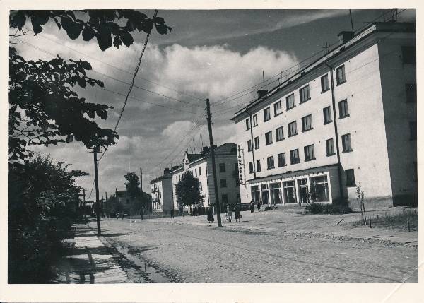 Uute elamute ehitus Tiigi tänaval. Tartu, 1960-1965.