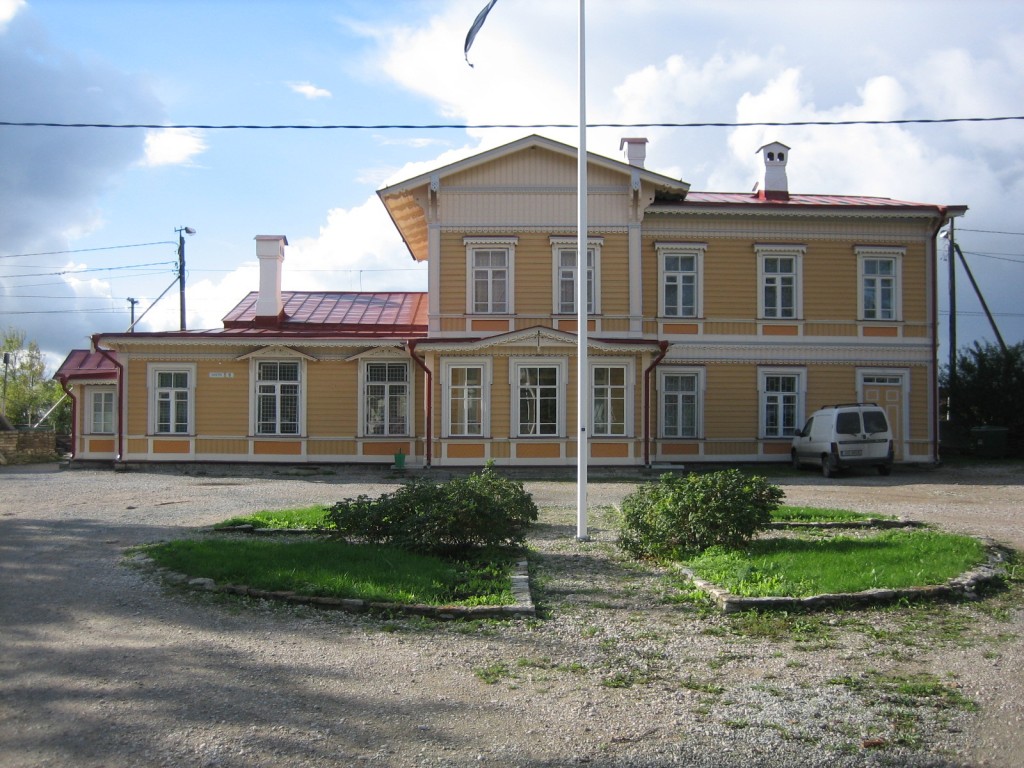 Main building of Paldiski Railway Station