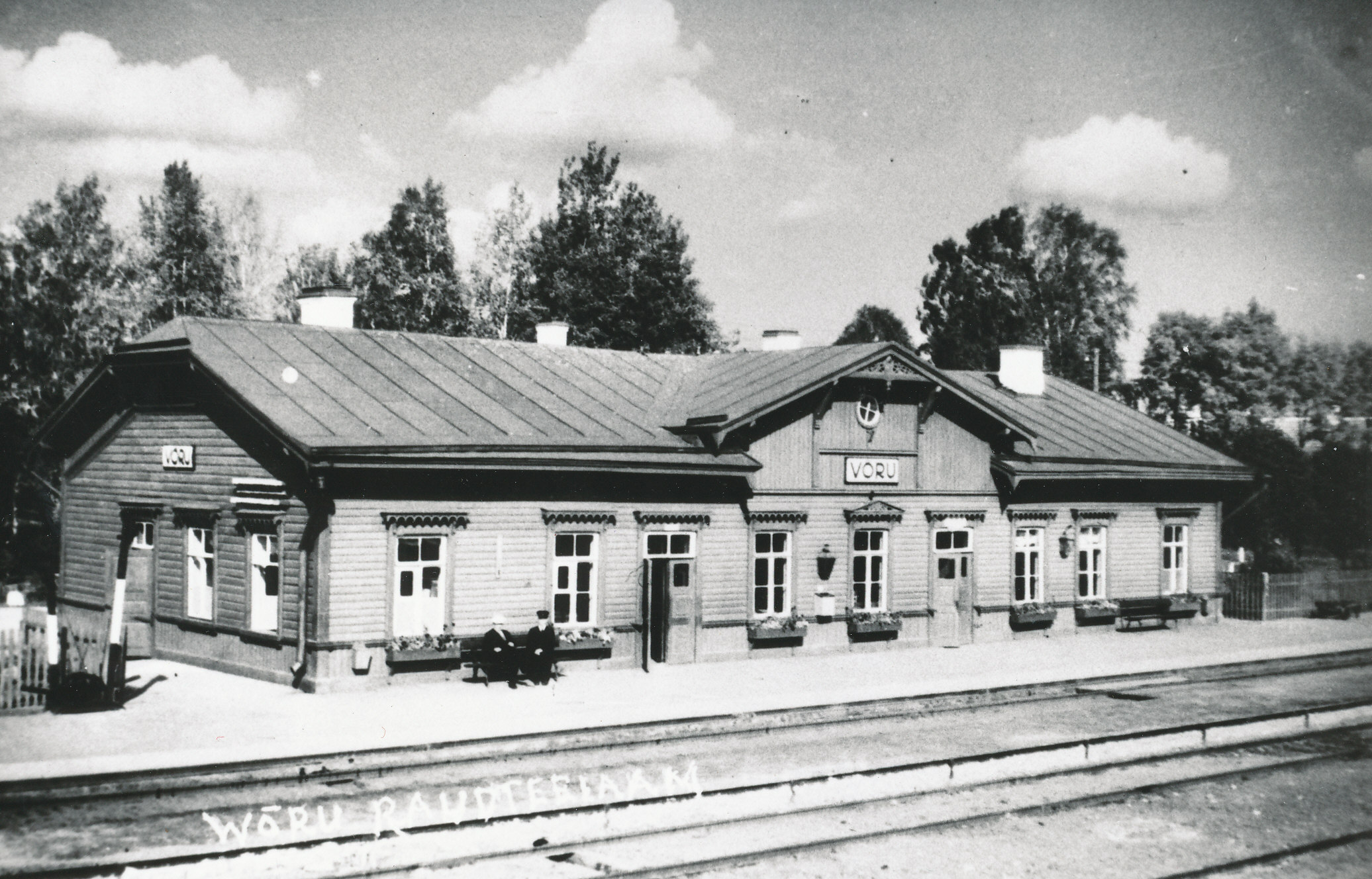 Foto. Võru raudteejaama hoone 1920.aastatel.
