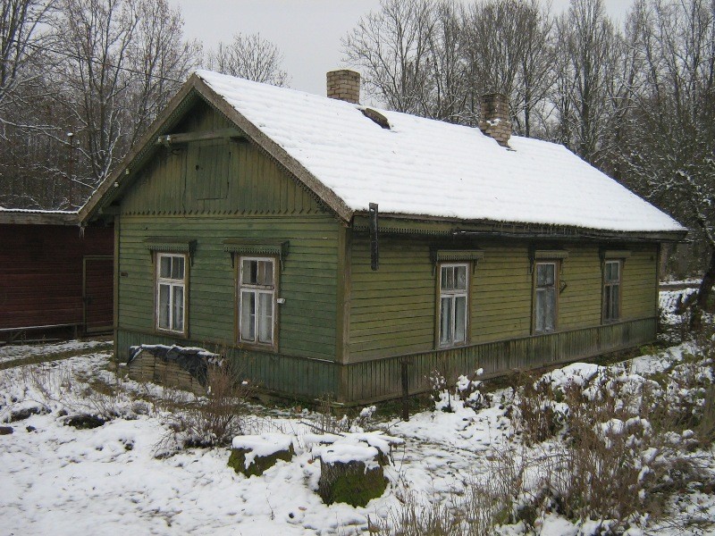 Residential building of Olustvere railway station, 20th century.