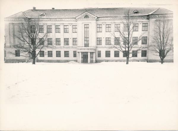 Tartu 2. keskkool (Gagarini 3; hilisem Tõnissoni 3). 1966