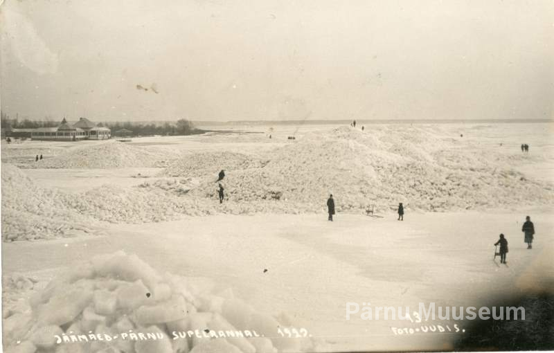 Foto postkaart. Talvine vaade Pärnu supelrannale.1929