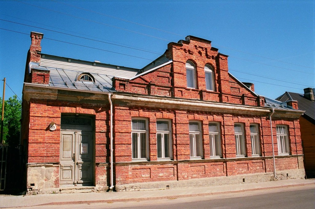 Residential school building (Rakvere adventist prayer house) Lääne-Viru county Rakvere city Pikk tn 33