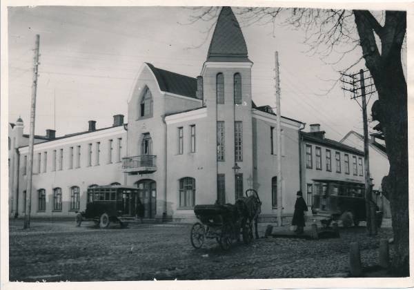 Hotell Liivimaa Riia ja Pepleri t nurgal. 20. sajandi algus.