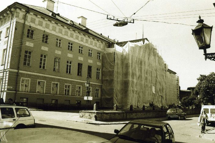 Tartu ülikooli peahoone renoveerimine, 1998. Foto Aldo Luud.
