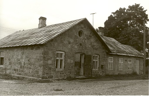 foto, Abaja endine kauplus Paide rajoonis 1984.a.