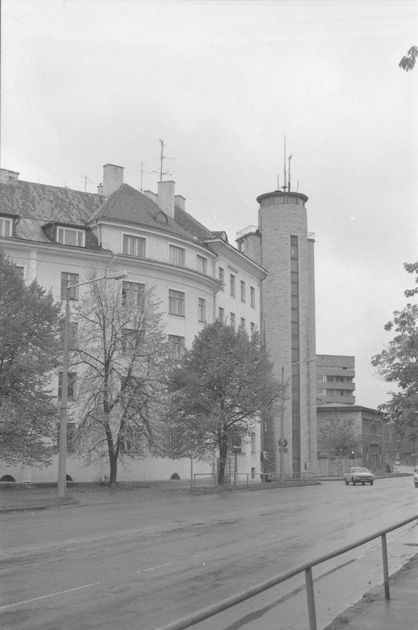 Tuletõrjehoone Tallinnas Raua tn, vaade Liivalaia tänavalt. Arhitekt Herbert Johanson