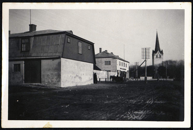 Keskväljak Keilas. Harju Majandusühisuse kauplus