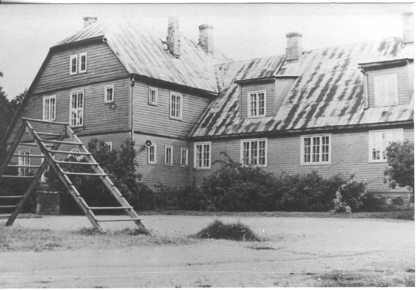 Fotod Veriora valla Viluste algkool-rahvamaja 1928.a. ( 3 fotot)