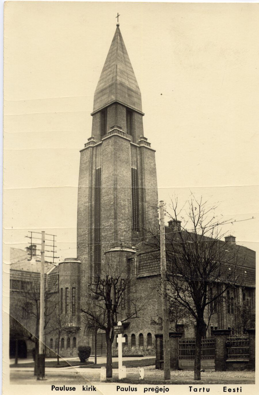 Fotopostkaart: Tartu Pauluse kirik. Arh. Arnold Matteuse kogust
