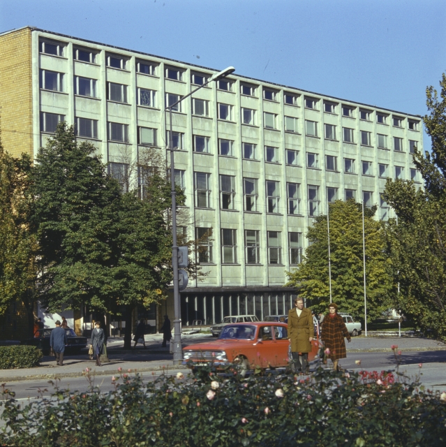 Tallinn. Teaduste Akadeemia raamatukogu.