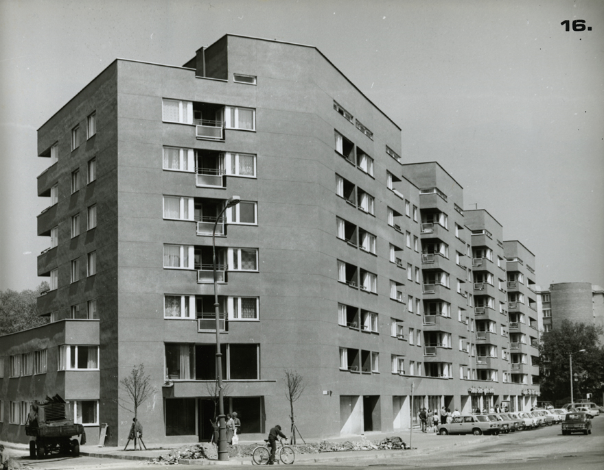 Kaupluse ja äridega korterelamu Tallinnas, vaade hoonele. Arhitektid Arvo Niineväli, Vello Ermann