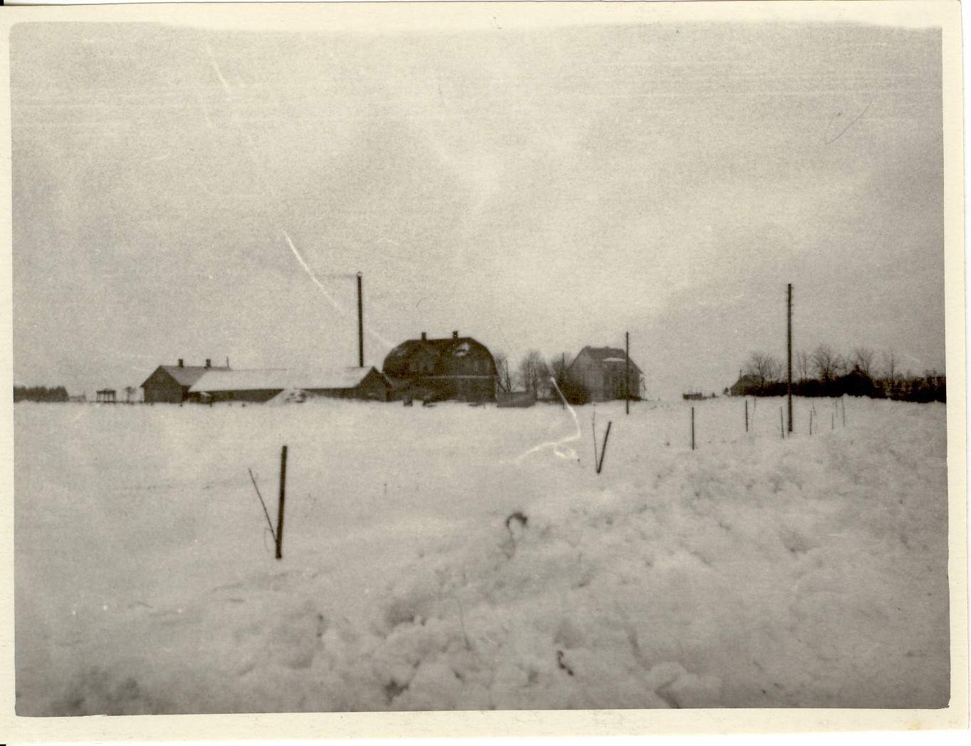 foto Kahala küla ja võitööstuse hoone 1959