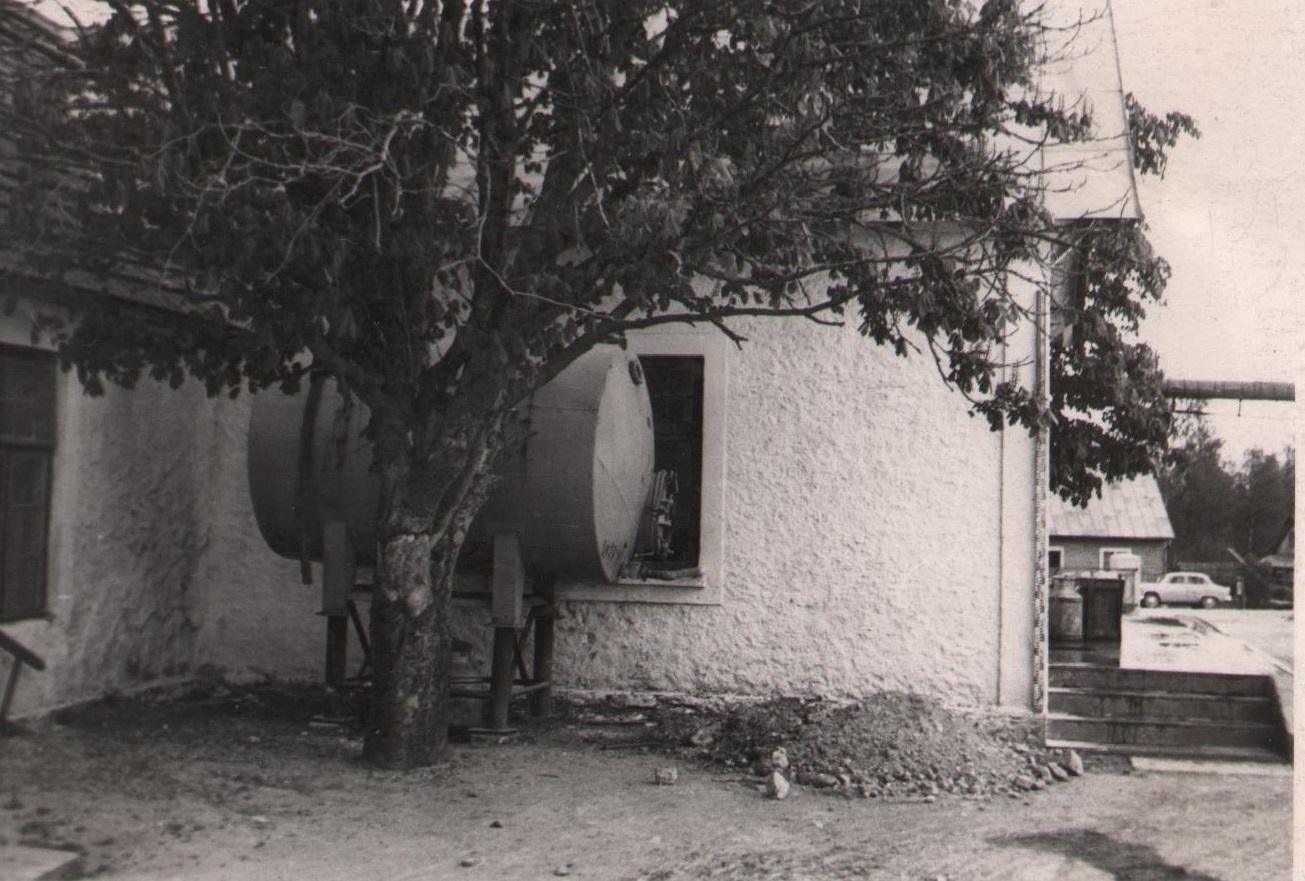 Pöide Võitööstus külgvaade