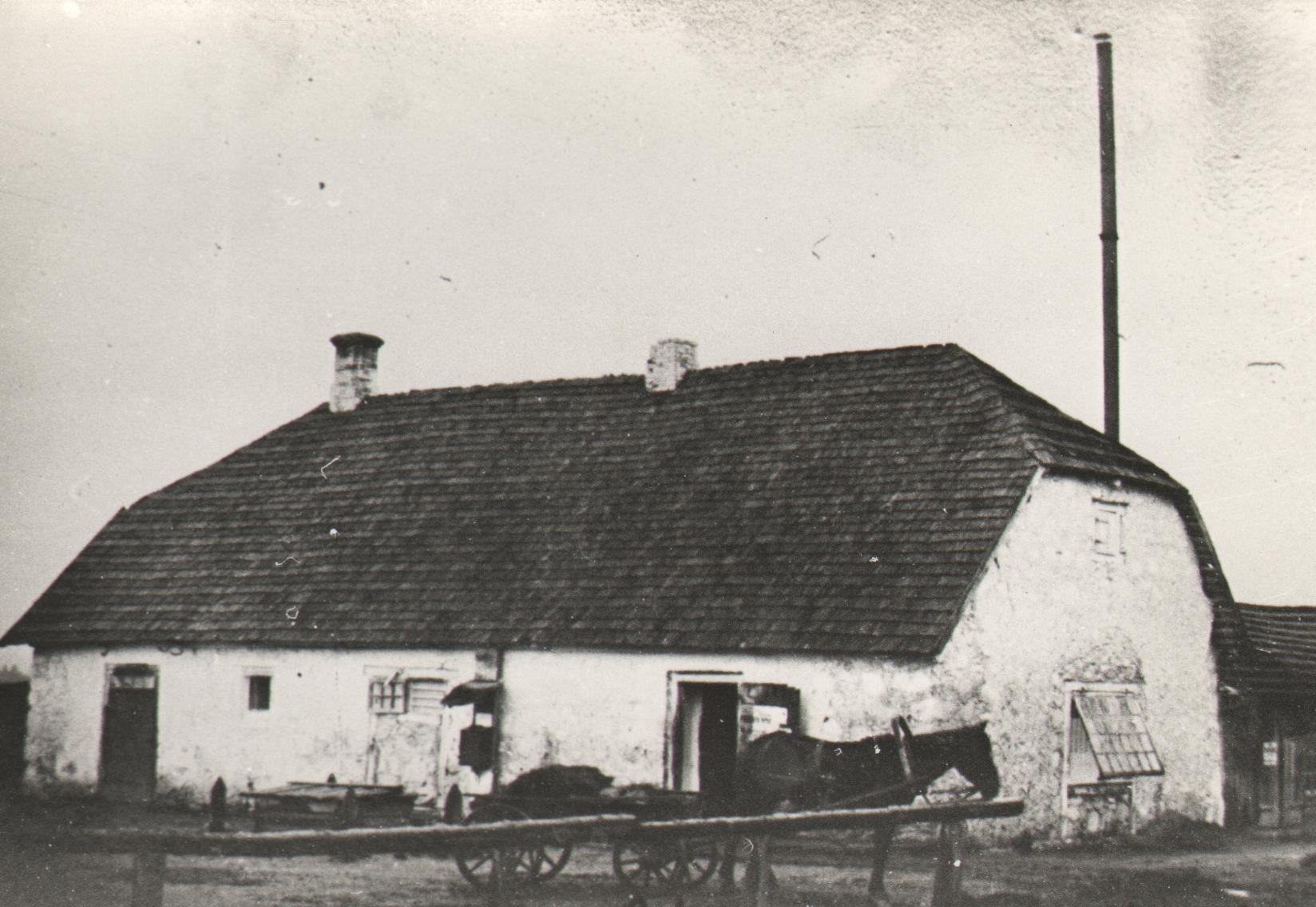 Uusna meierei hoone