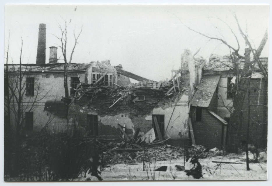 Tartu. Rains of the greenhouse of the Botanical Garden of the University of Tartu after the bombing of January 27, 1943