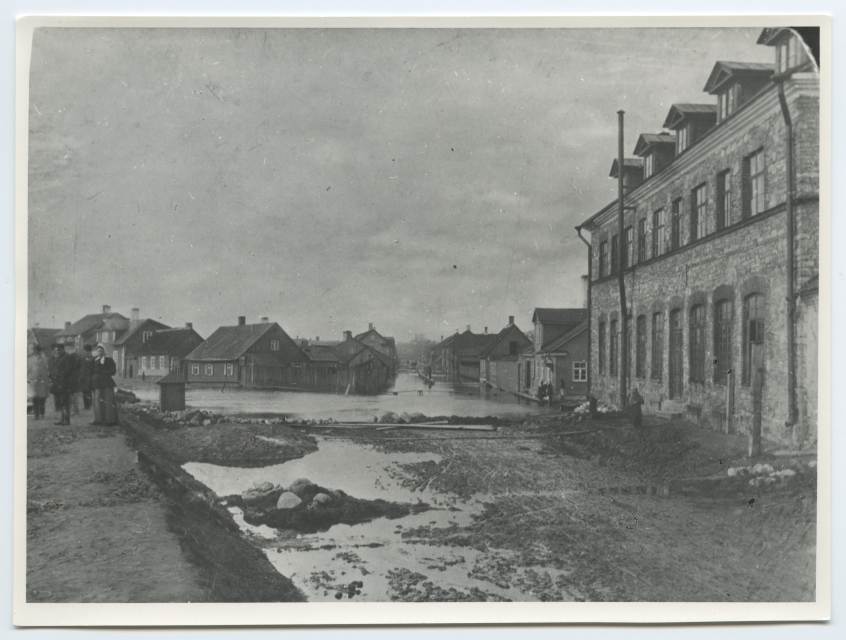 Tartu. Floods on Pikal and Fortuuna streets around. At the end of the 19th century