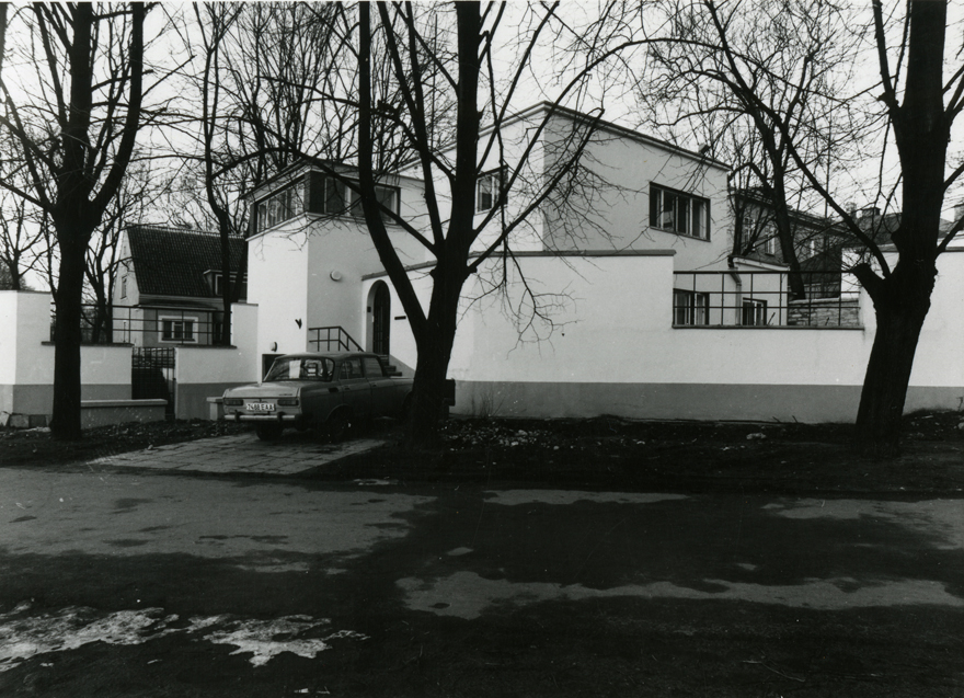 Herbert Johansoni elamu Tallinnas Toompuiestee 6, vaade Toompuiesteelt. Arhitekt Herbert Johanson