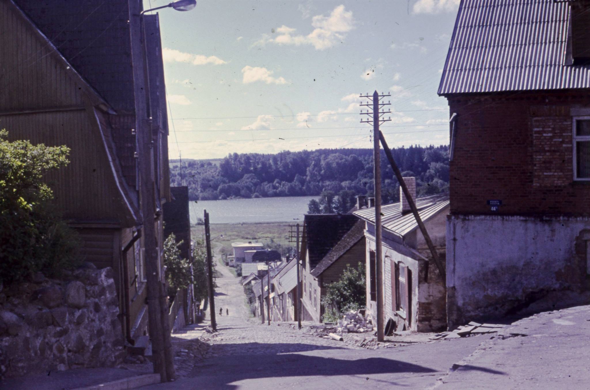 About 1970 Viljandis on the cross of Post and Kõrgemägi.