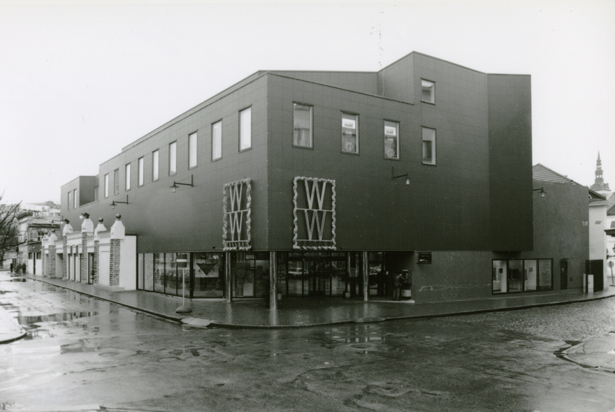 WW-passaaži kaubamaja, vaade hoonele nurgalt. Arhitekt Raivo Puusepp