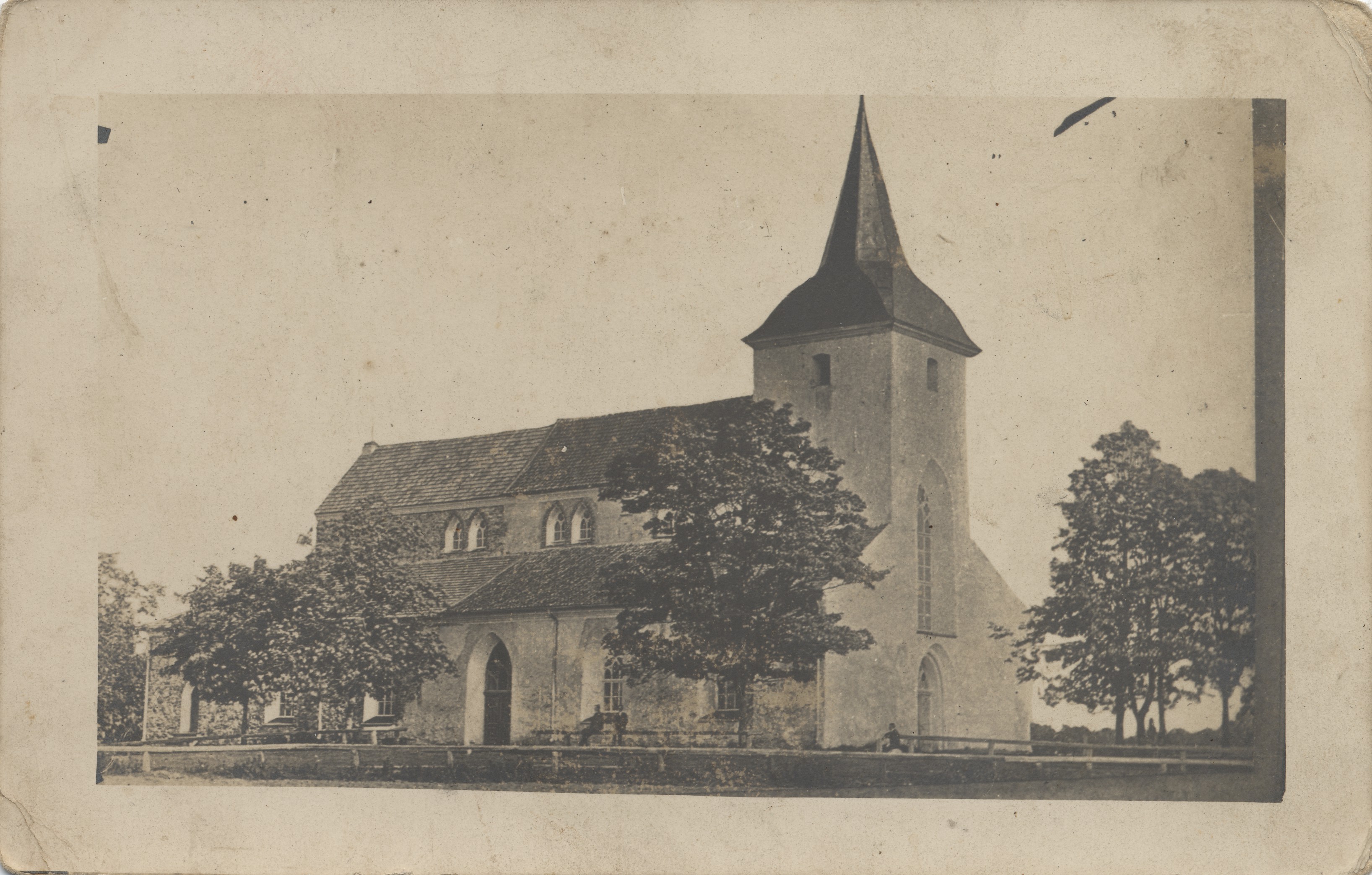 [Urvaste Church]