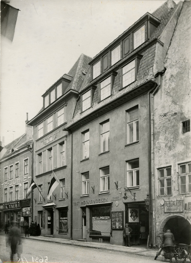 Elamu Tallinna vanalinnas, hoone vaade. Arhitekt Ernst Kühnert